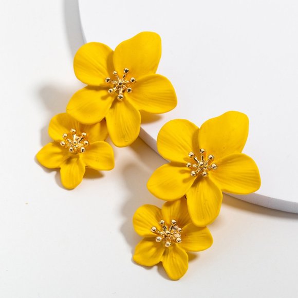 💛 Big Brands Yellow Paint Big Flowers Lovely Earrings, MLNN1160 - Picture 2 of 2